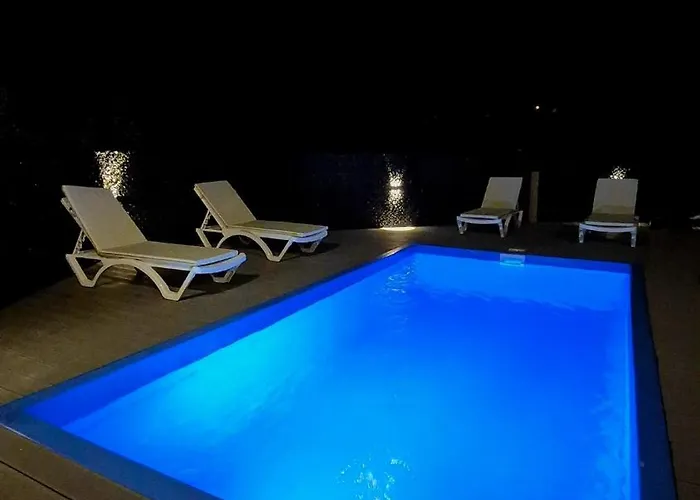 Likya Noa - A Leisure In The Heart Of Nature